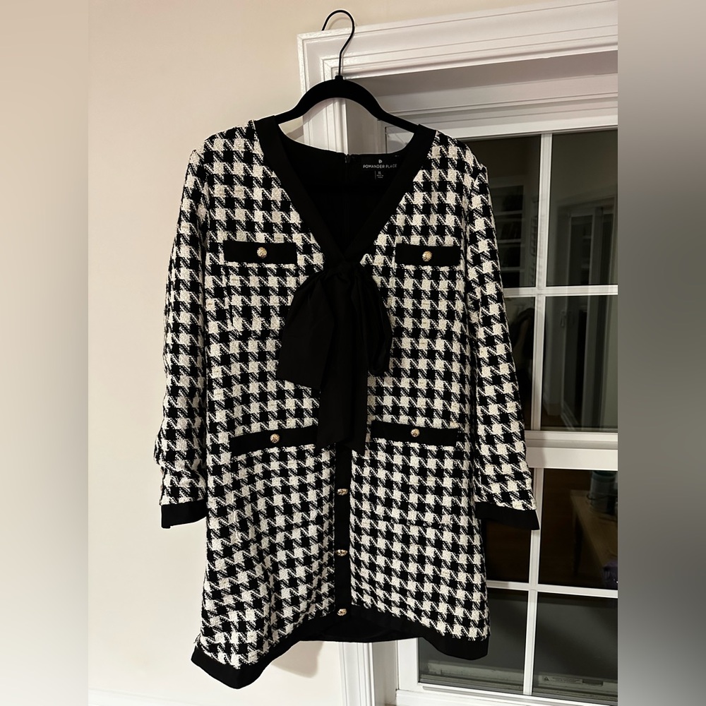 XL Tuckernuck Houndstooth Tweed Material Dress